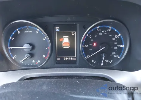 2018 Toyota Rav4 Le z USA, uszkodzony, nr VIN JTMZFREV0JJ166951